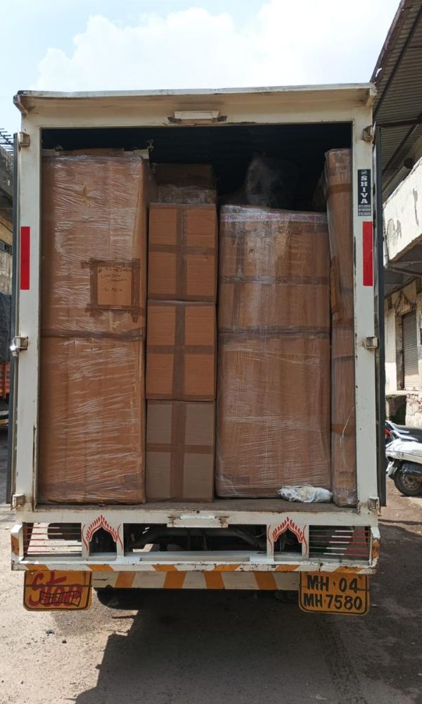 Boxes for moving - MOVEIT MOVERS