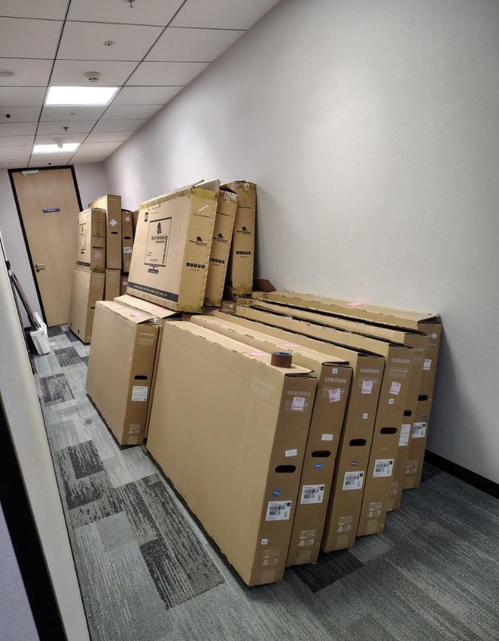 Office Relocation by MOVEIT MOVERS