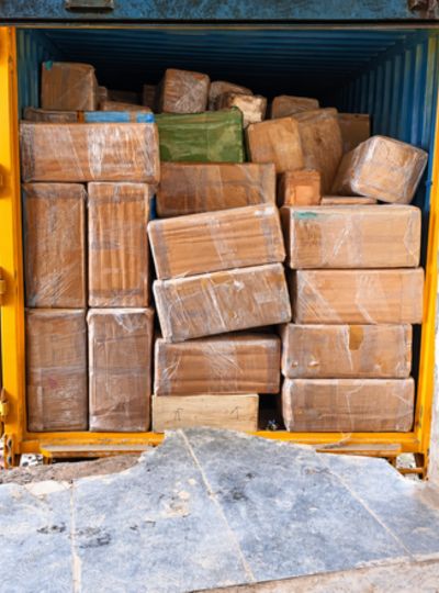 Moving boxes - MOVEIT MOVERS